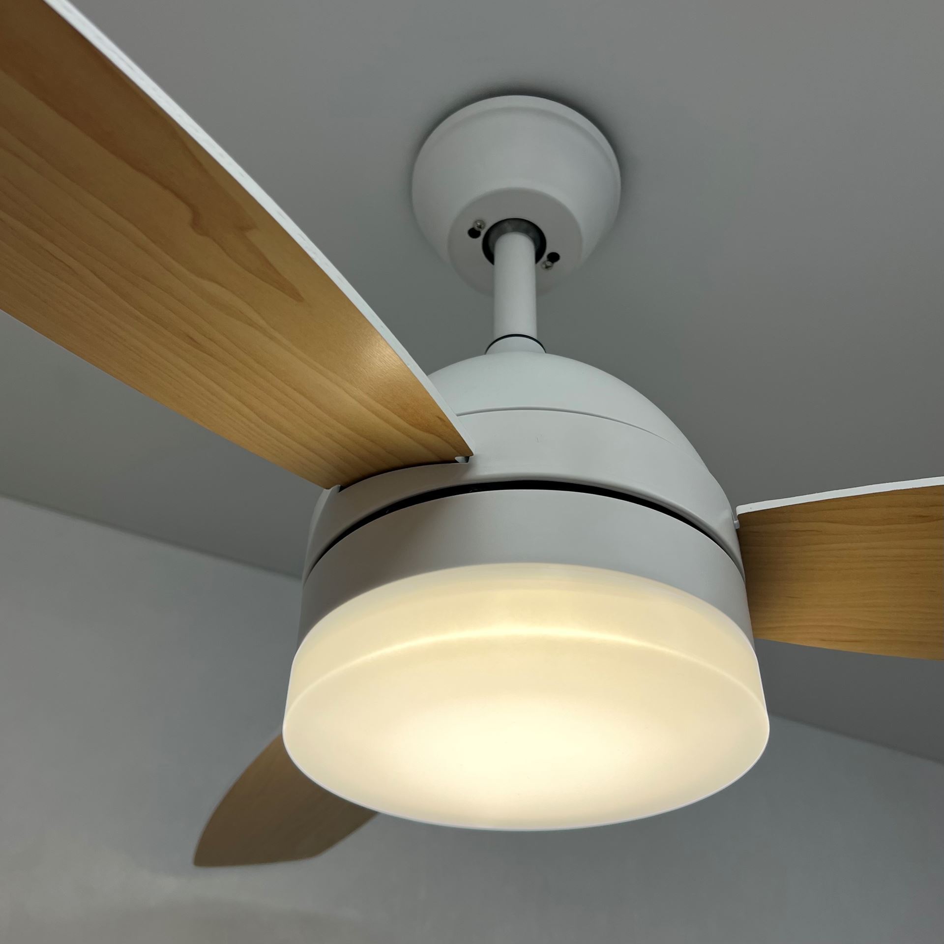 Світильник LED з вентилятором LUMINARIA FAN WOOD 48W+18W R WHITE/WOOD/WHITE (з пультом)